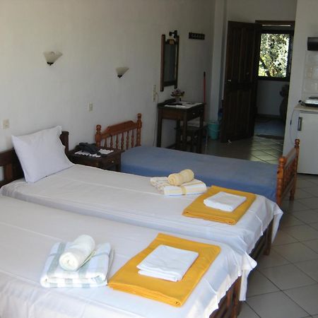 Felitsia Apartments & Studios Agios Ioannis  Exteriör bild