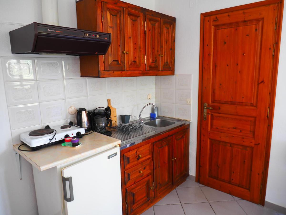 Felitsia Apartments & Studios Agios Ioannis  Exteriör bild